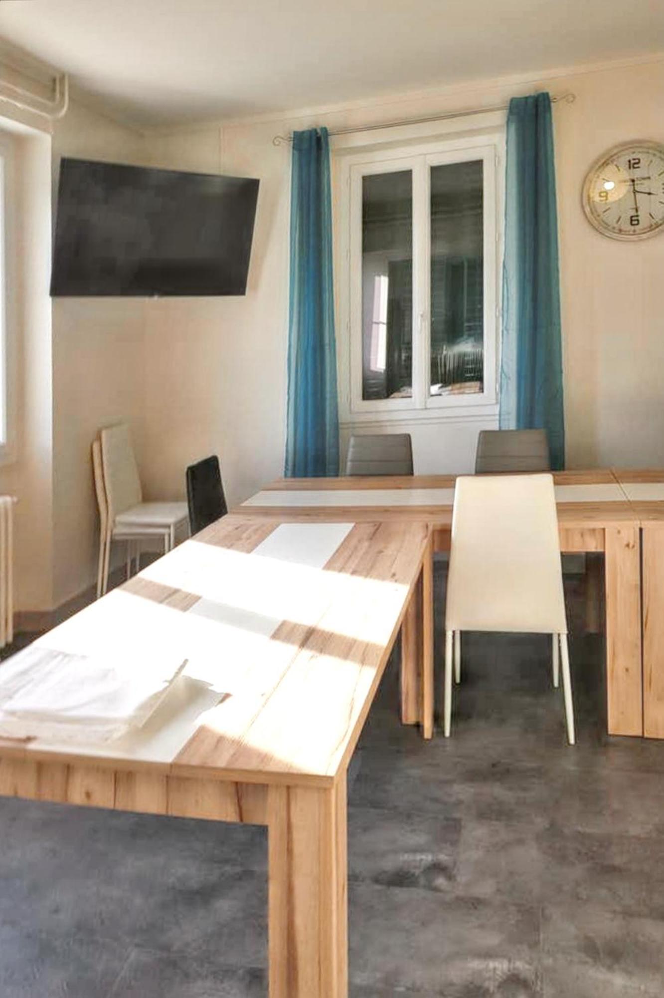 Maison de 7 chambres avec jardin clos et wifi a Montsalvy Extérieur photo