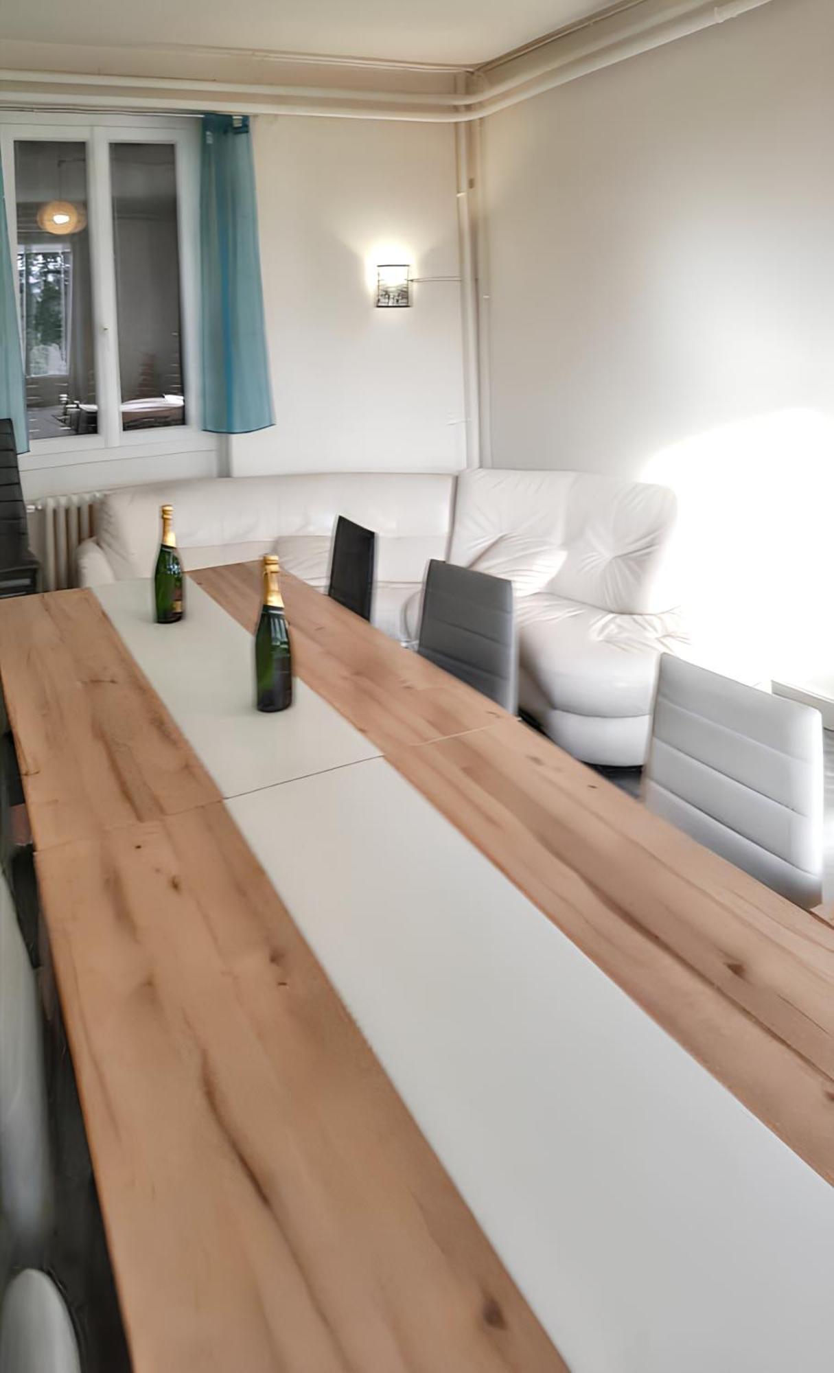 Maison de 7 chambres avec jardin clos et wifi a Montsalvy Extérieur photo